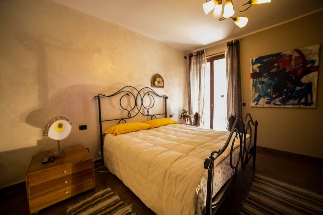 Villa Ivana Desenzano del Garda Exterior foto