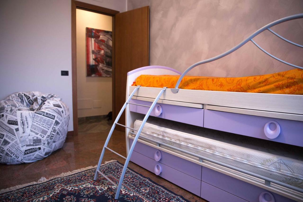 Villa Ivana Desenzano del Garda Exterior foto